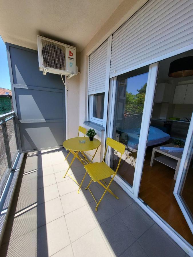 Apartmani Simic Quatro Valjevo Exteriör bild